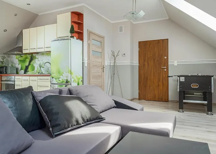 2 Bedroom Amazing In Ploskinia